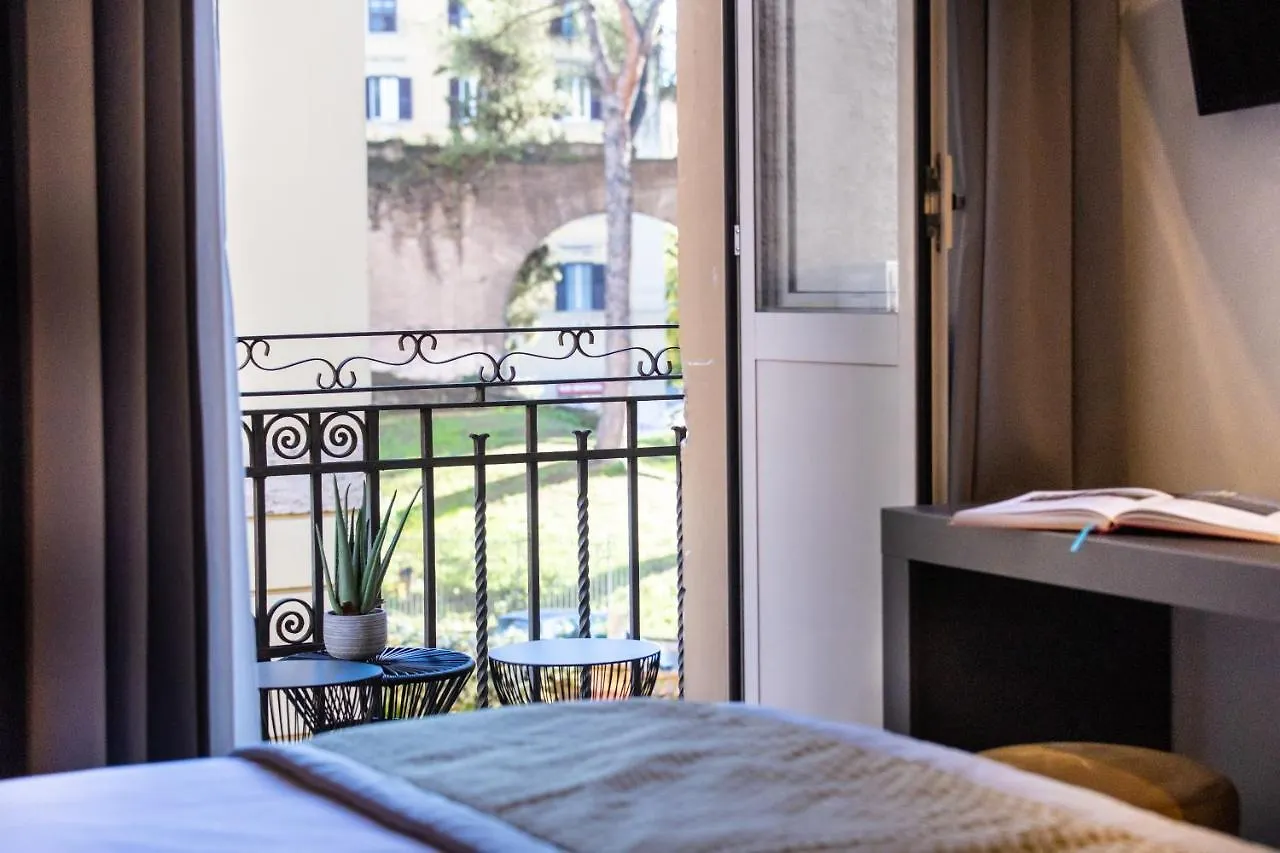 ***  The Cross Hotel Rome Italie