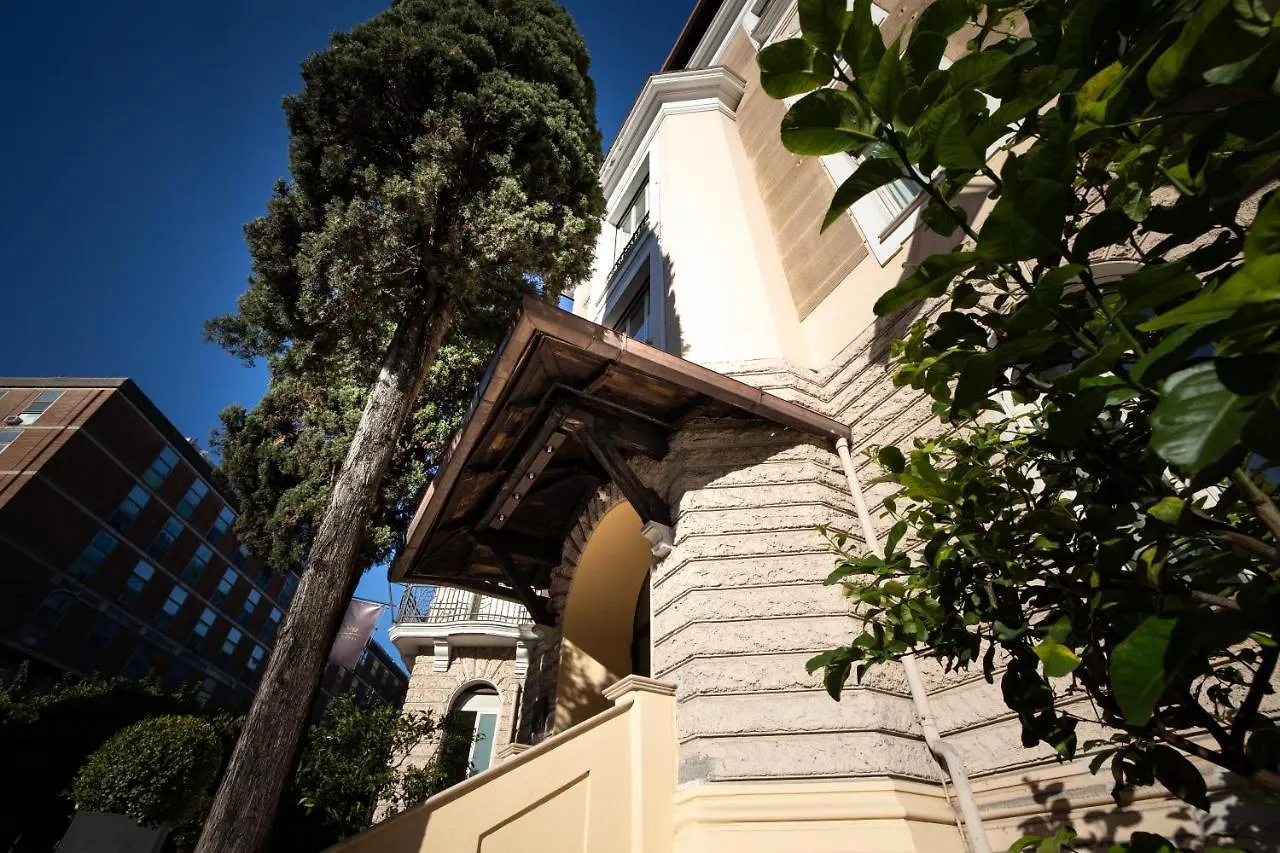 The Cross Hotel Roma