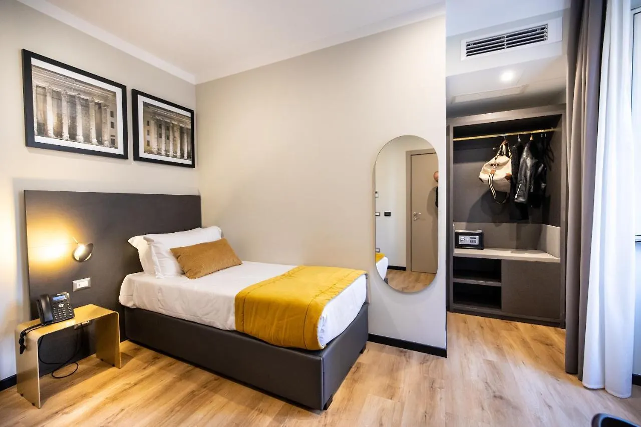 The Cross Hotel Roma
